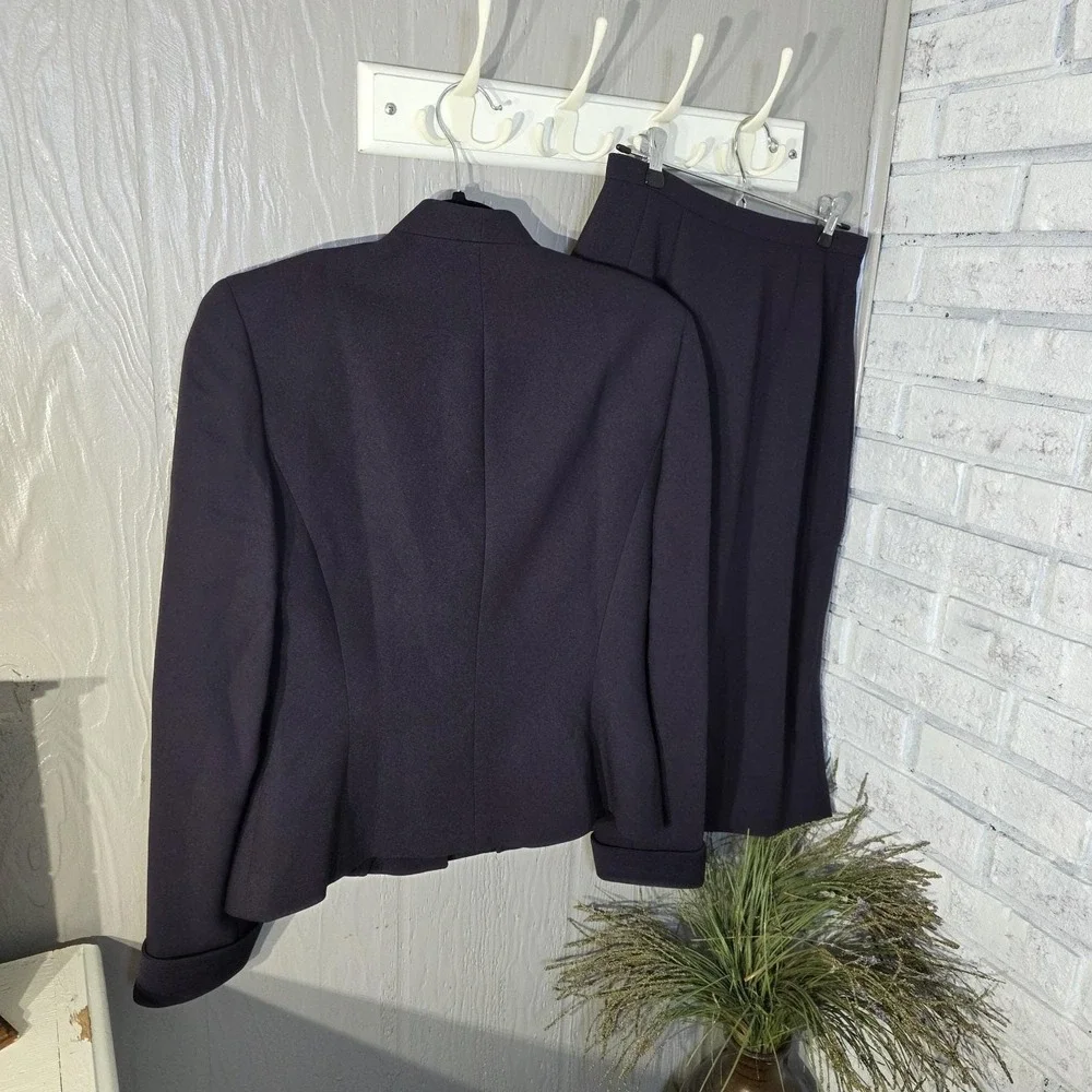 Albert Nipon Plum Purple Skirt Suit Set‎ 3 Pc, Sz 6, Corpcore Career Office, EUC